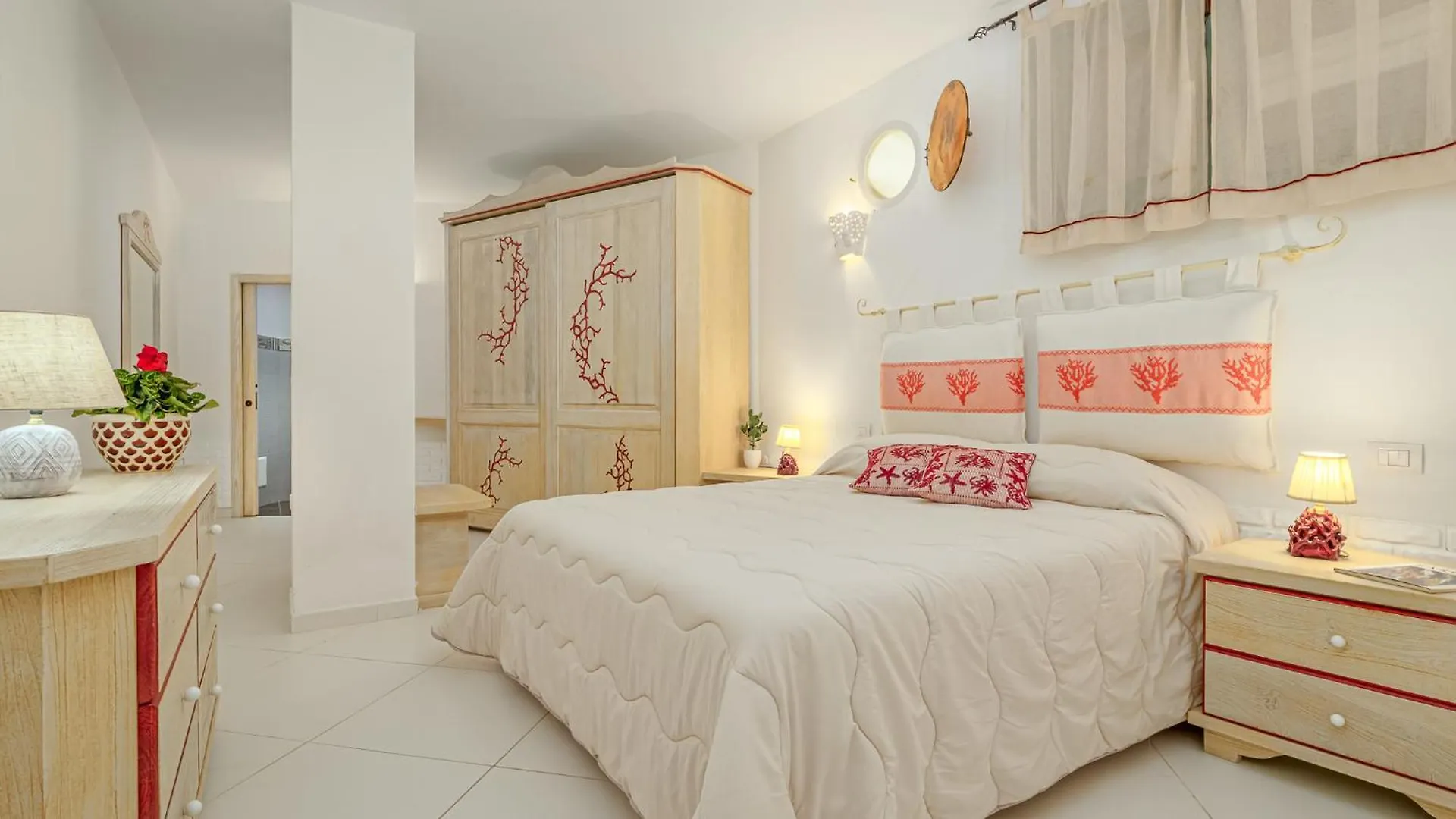 Villa Typha 10, Emma Villas Arzachena Italy
