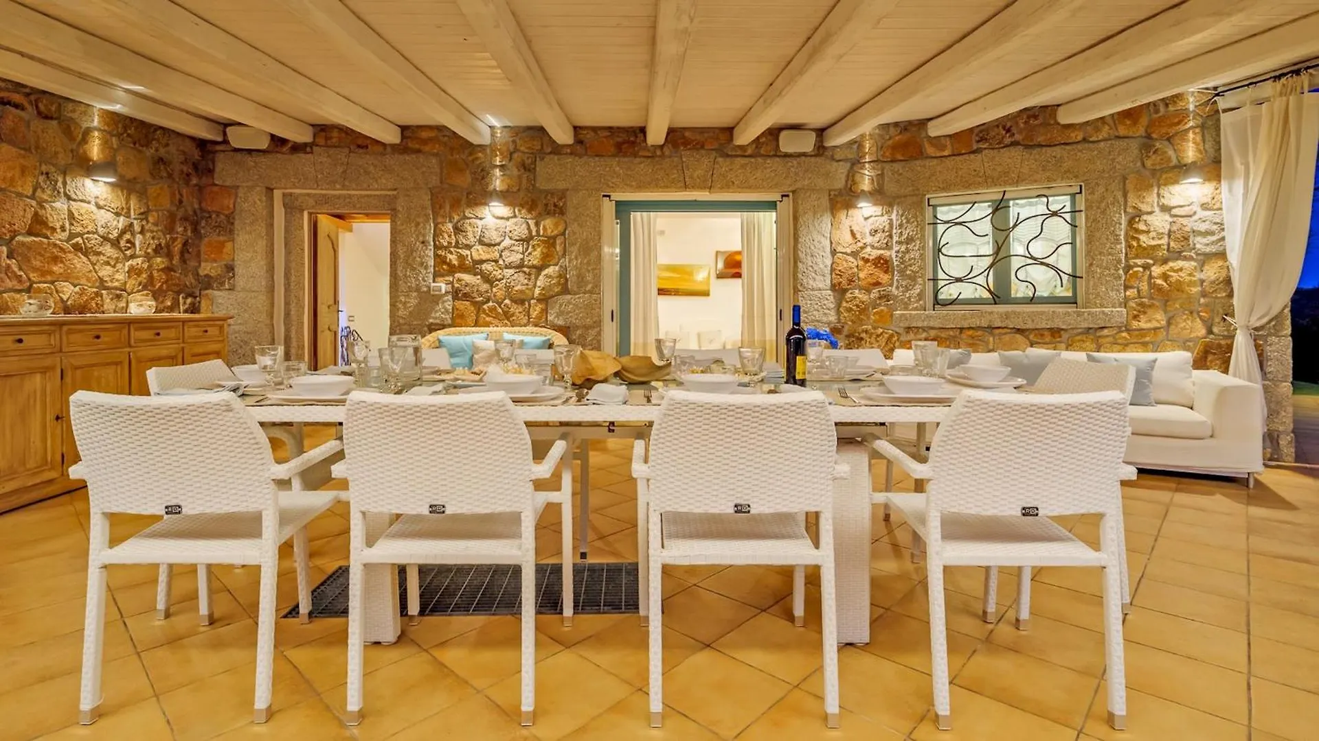 Villa Typha 10, Emma Villas Arzachena Italy